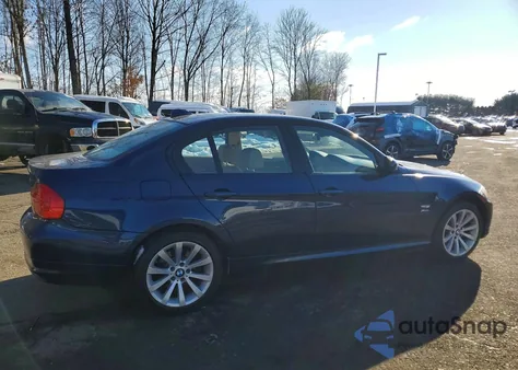 2011 BMW 328 Xi Sulev z USA, uszkodzony, nr VIN WBAPK5C54BA658122